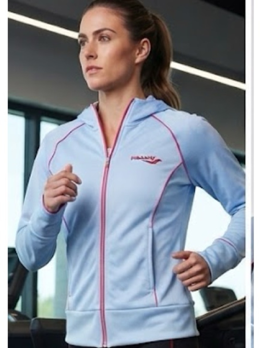 Saucony Women’s Light Blue & Red Performance Running Full-Zip Hoodie Jacket